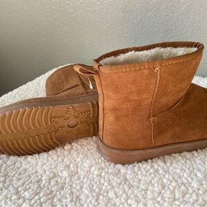 Cozy Tan Suede Boots